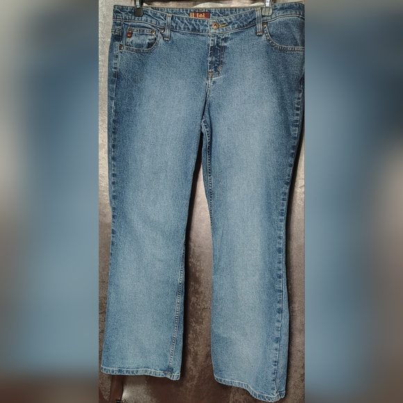 lei Denim - Classic Blue Women's LEI Jeans Size 16 Average